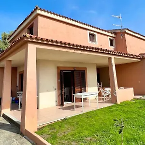 https://iss-travel-gli-asfodeli-large-apartments-with-private-terrace.in-sardinia.net