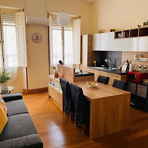 https://appartamento-centro-storico-cagliari-alter-nos.in-sardinia.net